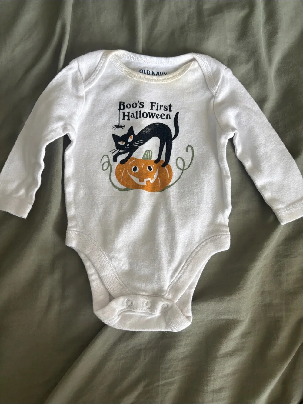 6 Halloween onesies